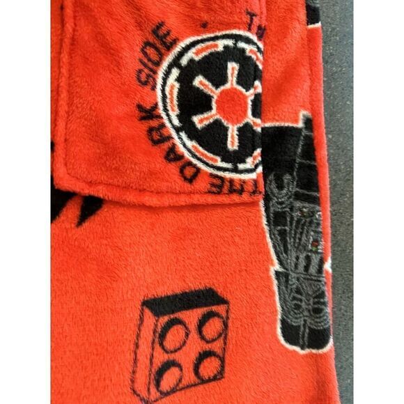 Lego Star Wars Kids Red Fleece Darth Vader Robe Red Sz L - Picture 9 of 11